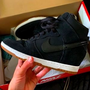 Nike sky hi dunk women's wedge sneakers